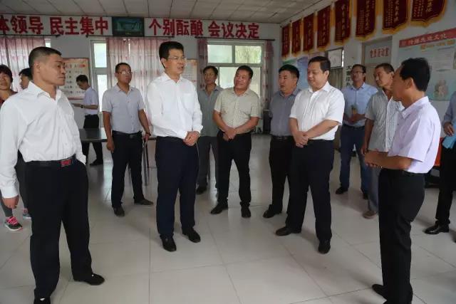 ��ί��ί����֯�����ǳ�Ӣ�������ء����ׯ����������ָ��һ�廯�����ĸ﹤��